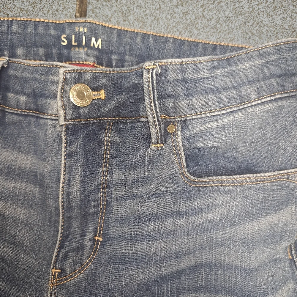 White House Black Market The Slim Crop Women's Ligh Blue Jeans Size 6 - Picture 6 of 14